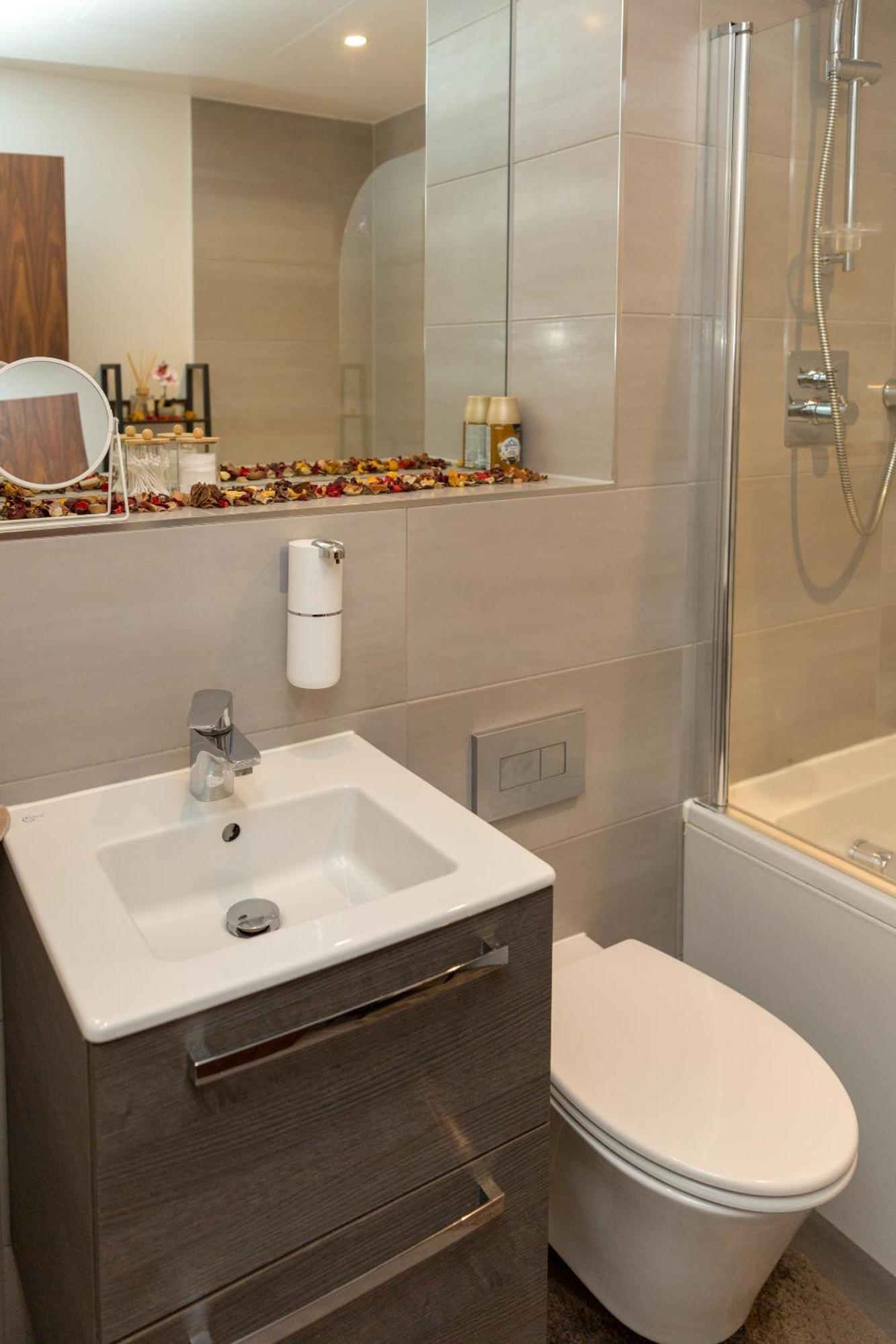 Sweet Stay, 2 Bed Apartment Birmingham Zewnętrze zdjęcie